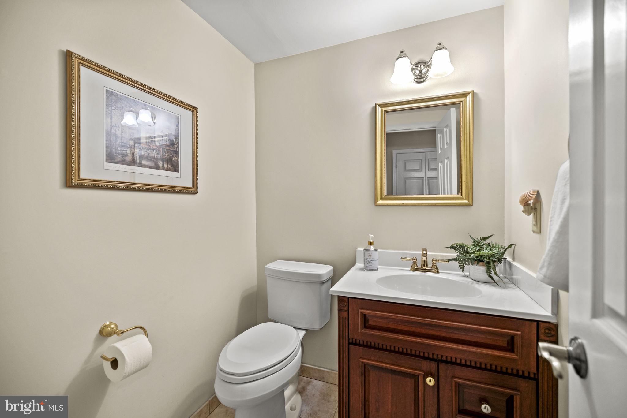 1038 Carnation Dr