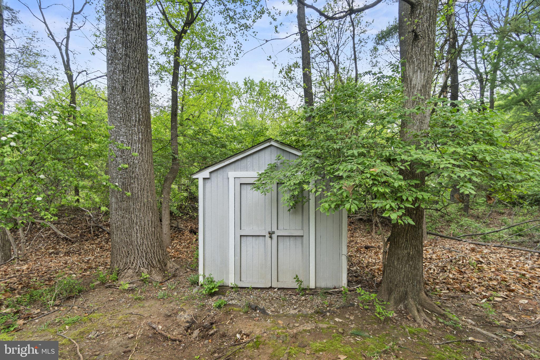 1038 Carnation Dr