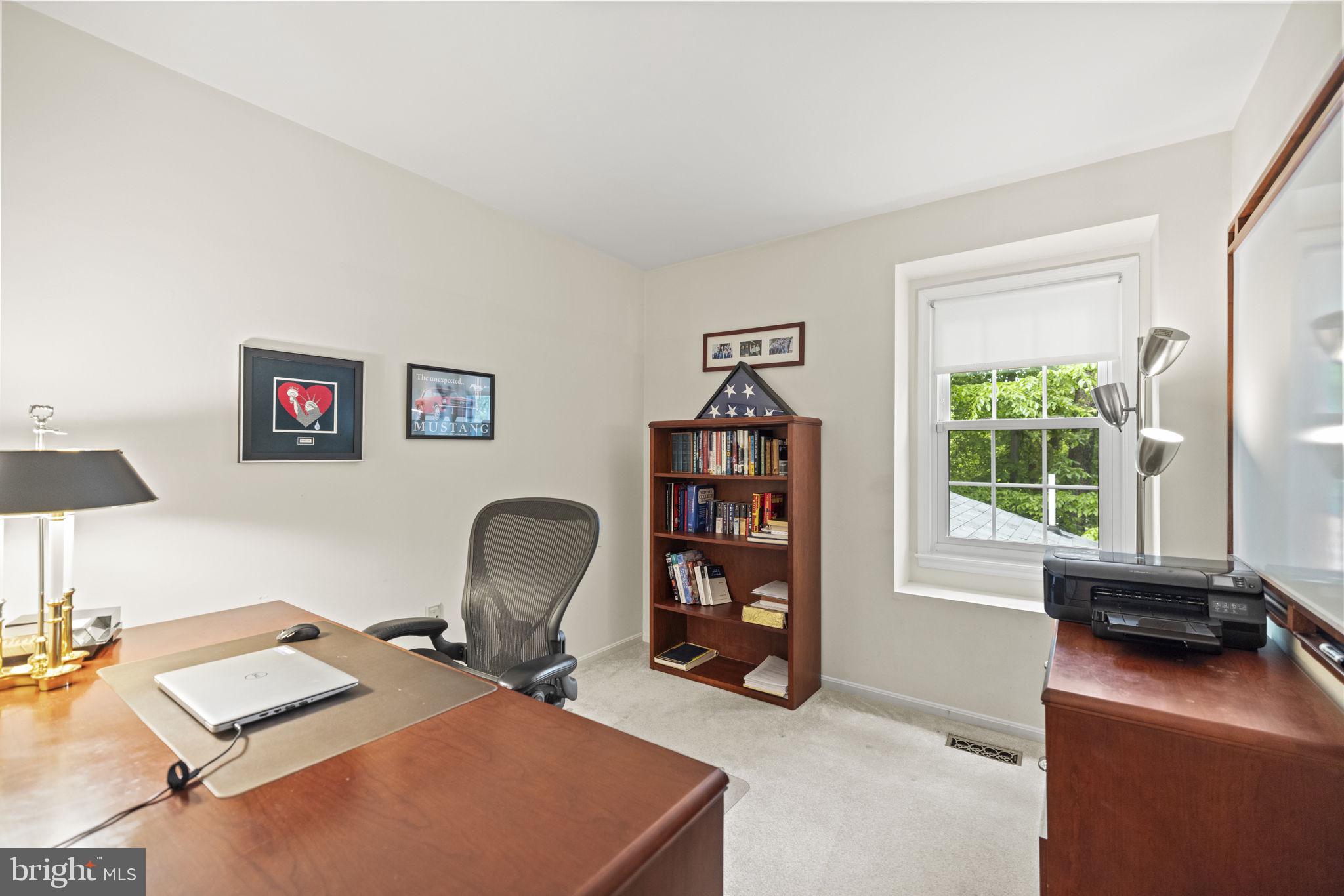 1038 Carnation Dr