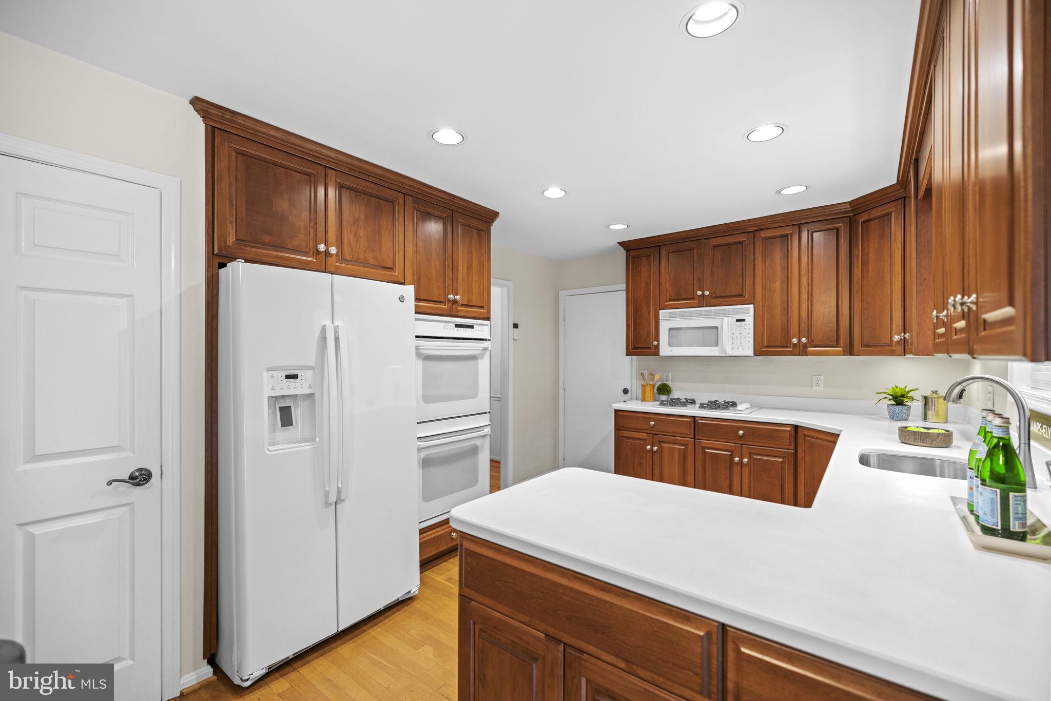 1038 Carnation Dr