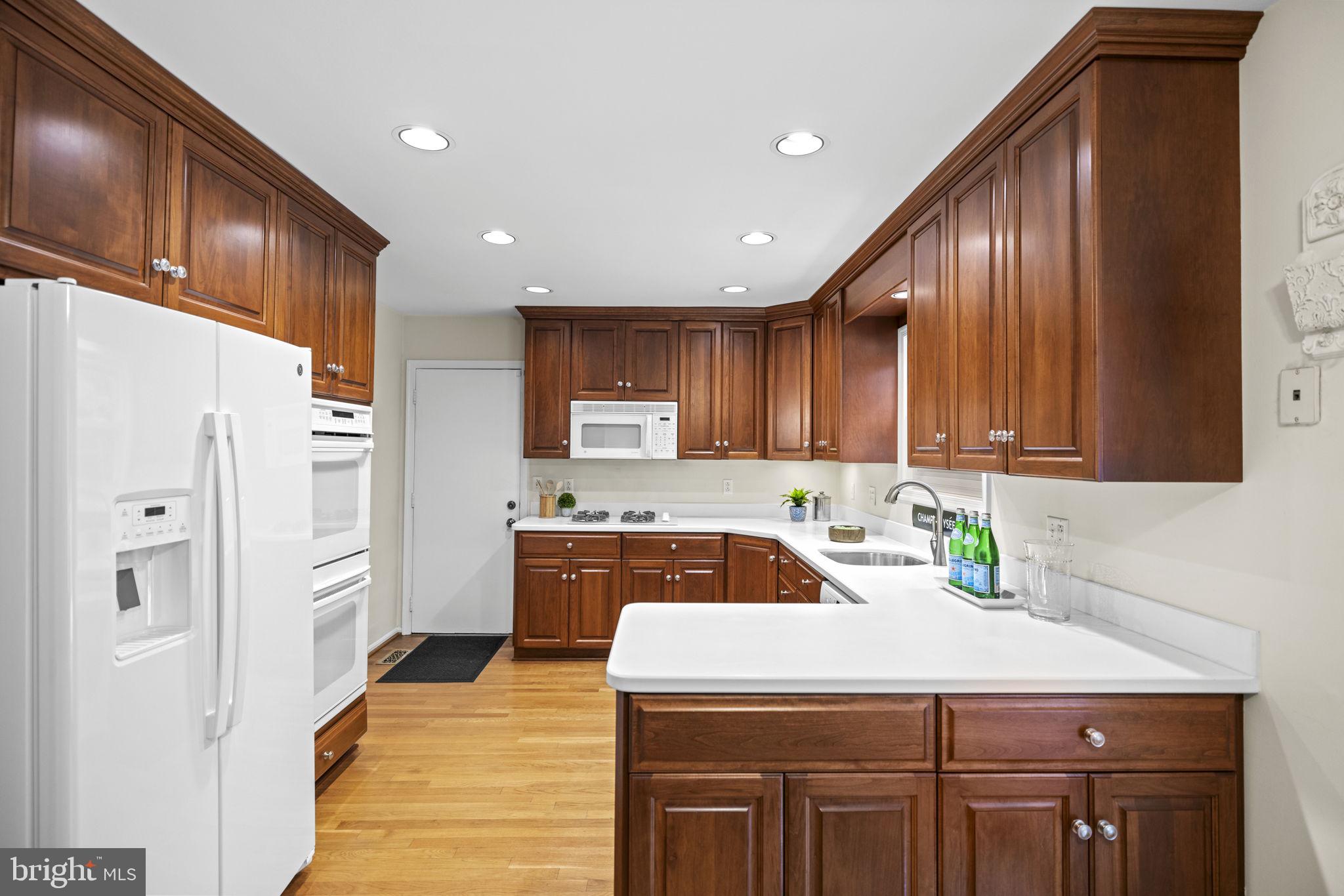 1038 Carnation Dr