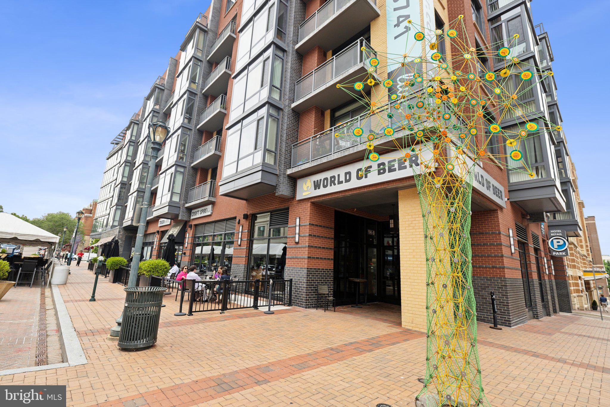 24 Courthouse Sq #311