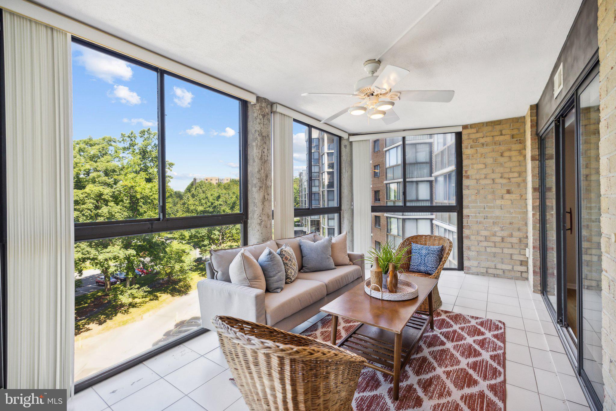 15107 Interlachen Dr #601