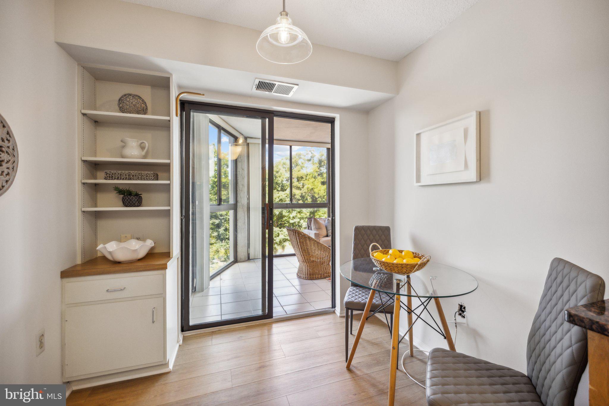 15107 Interlachen Dr #601