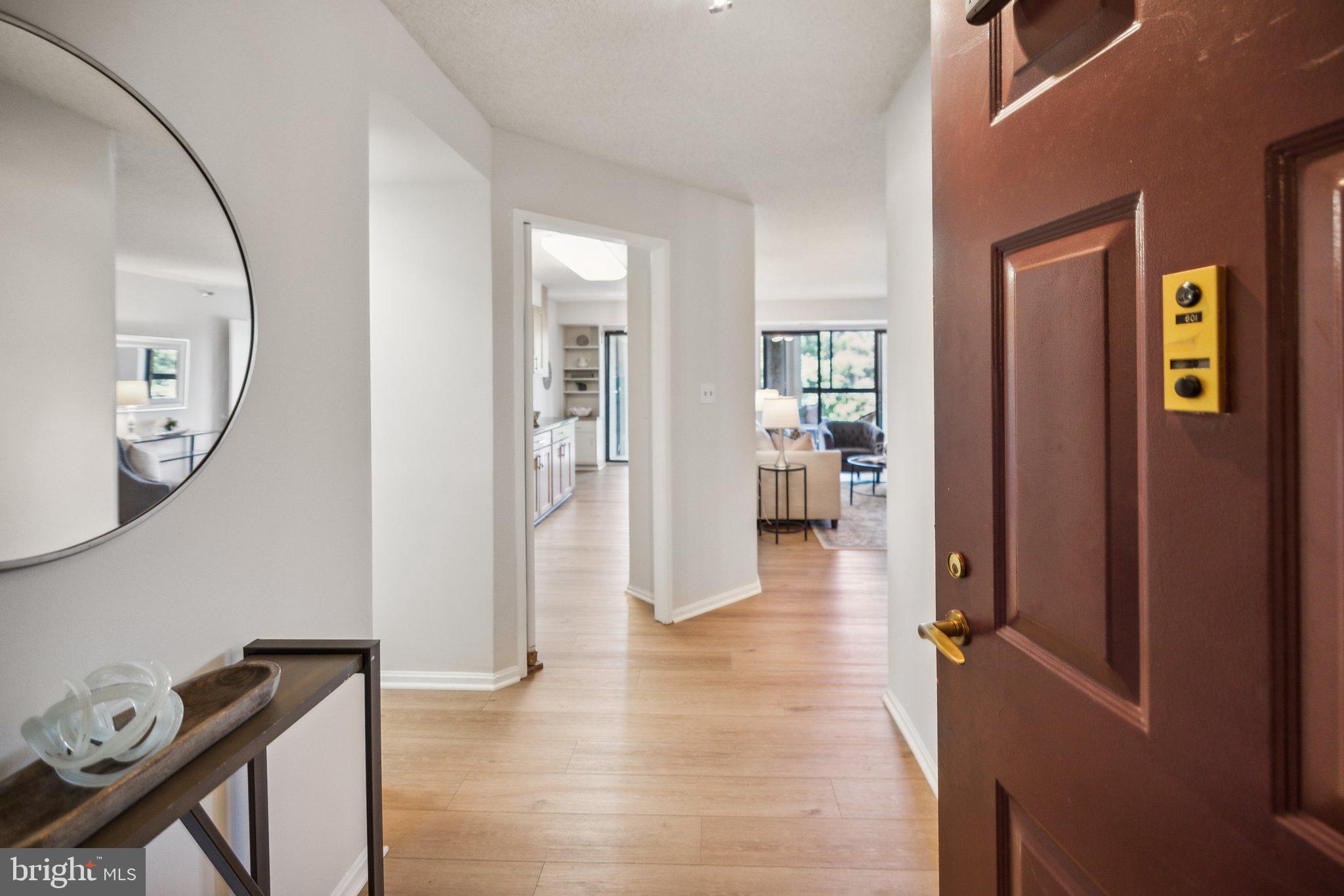 15107 Interlachen Dr #601