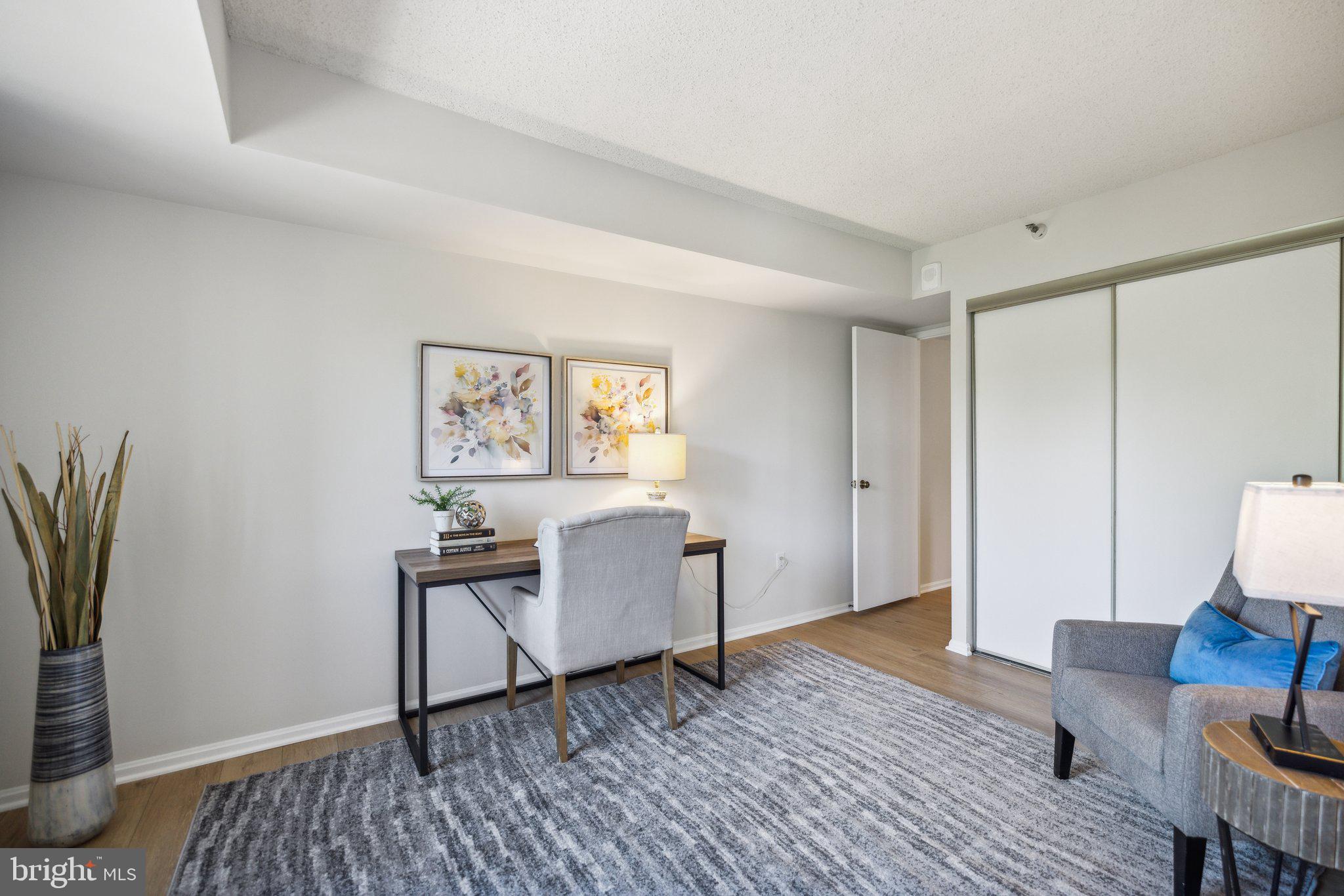 15107 Interlachen Dr #601