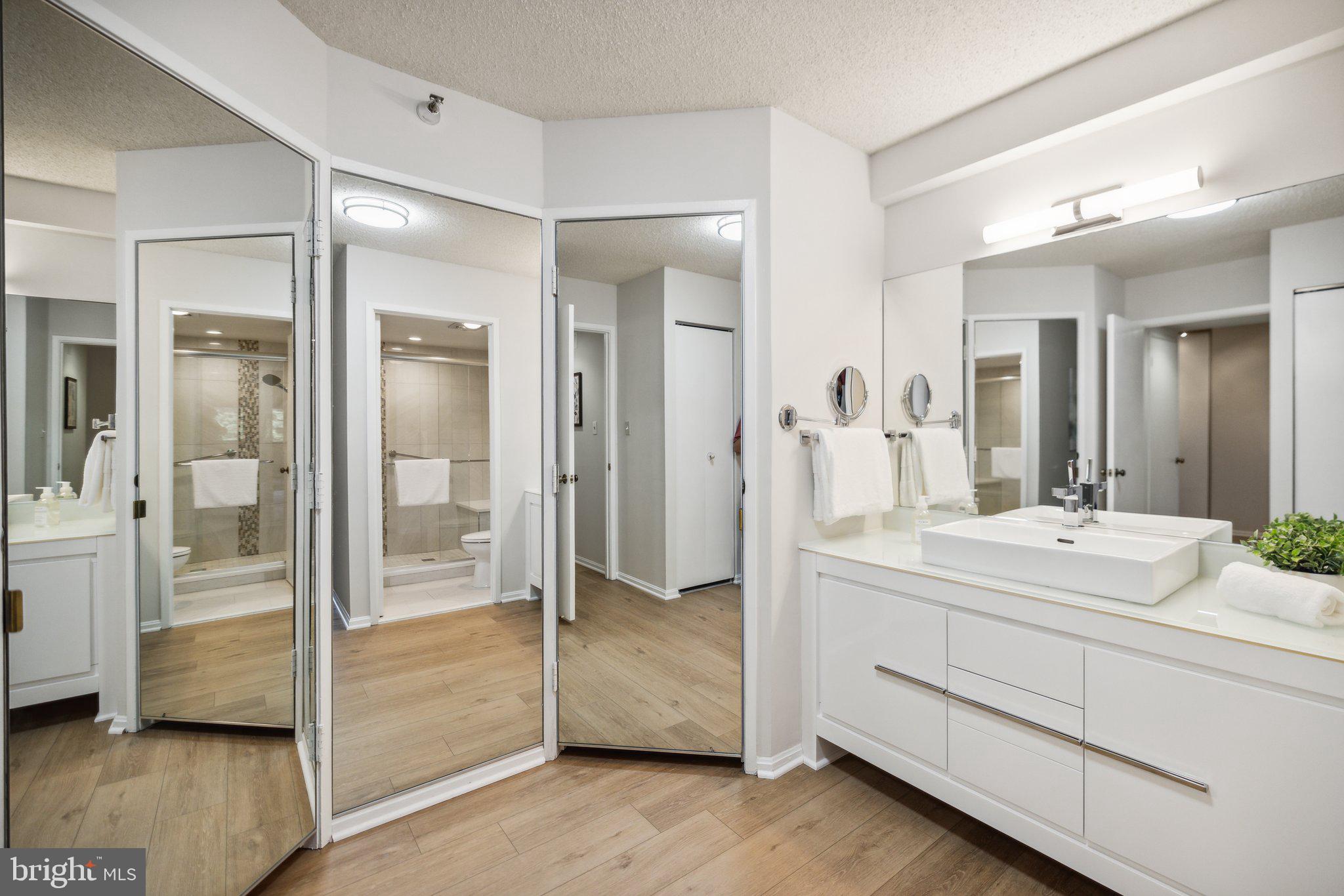 15107 Interlachen Dr #601