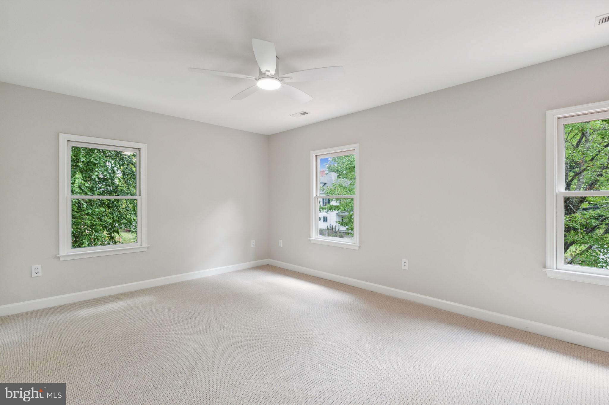 301 Anderson Ave