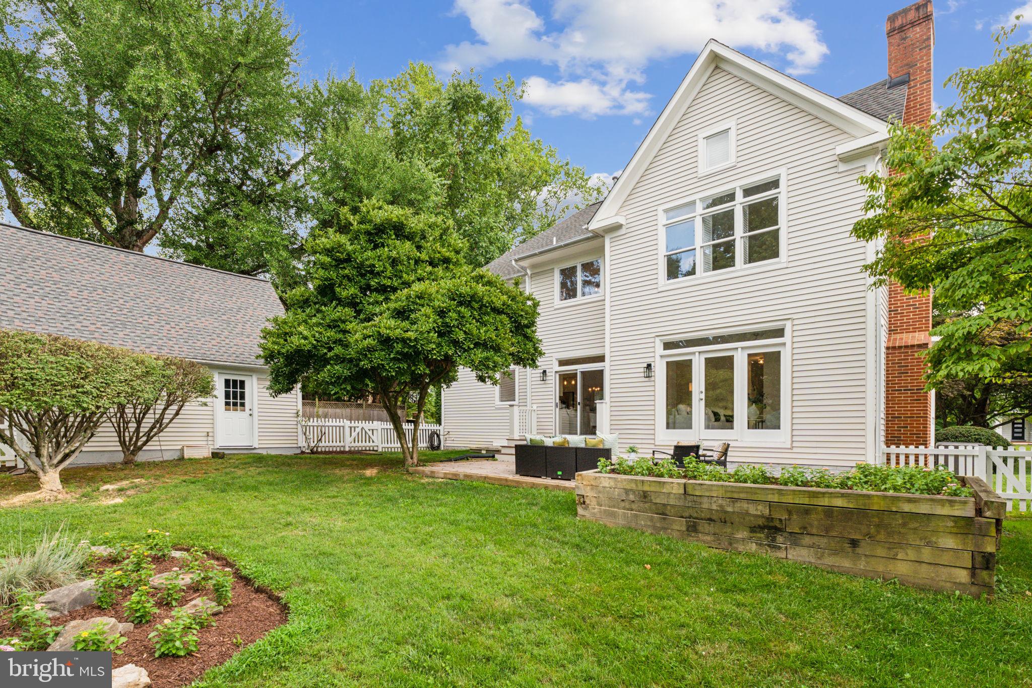 301 Anderson Ave