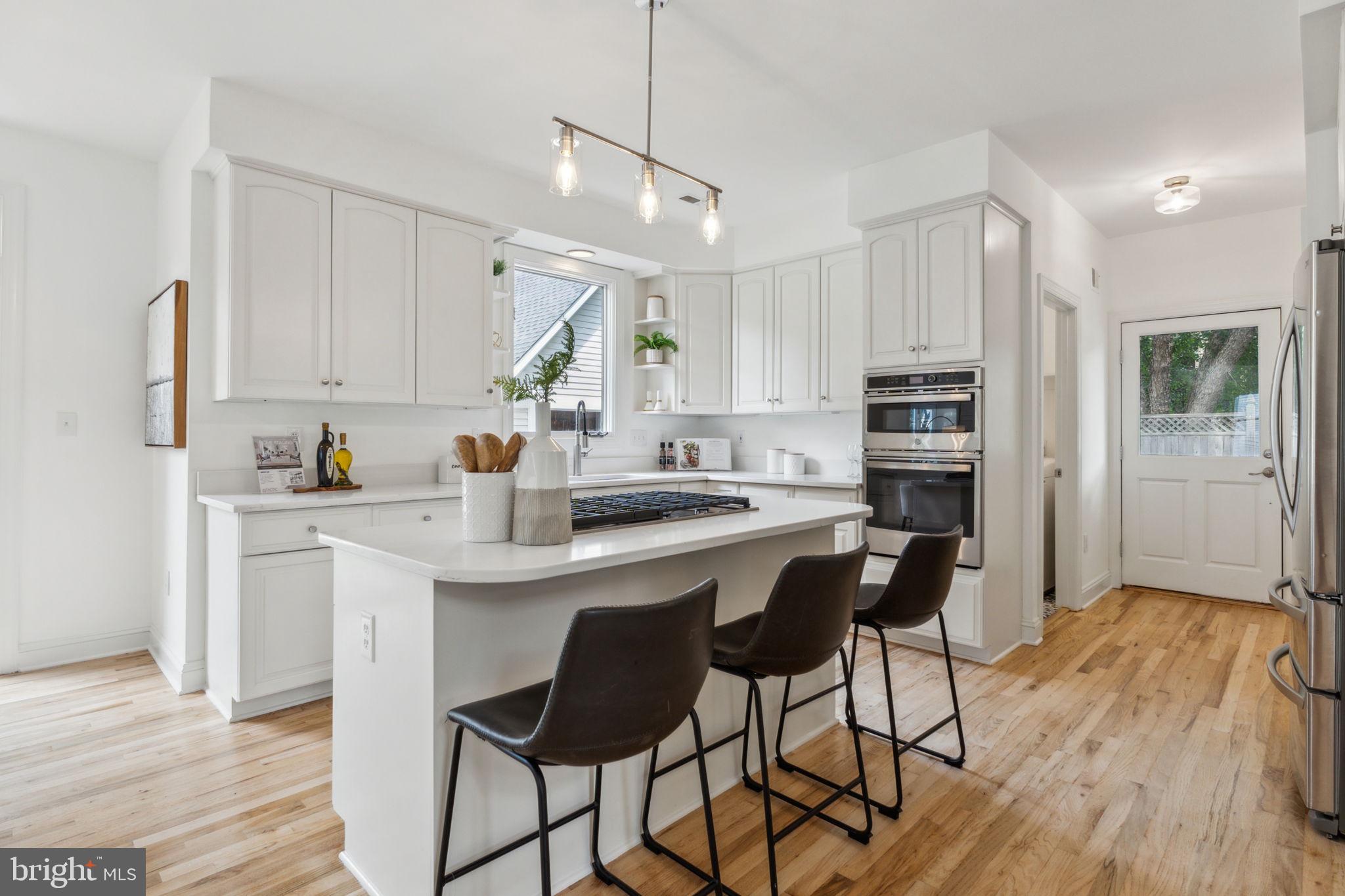 301 Anderson Ave