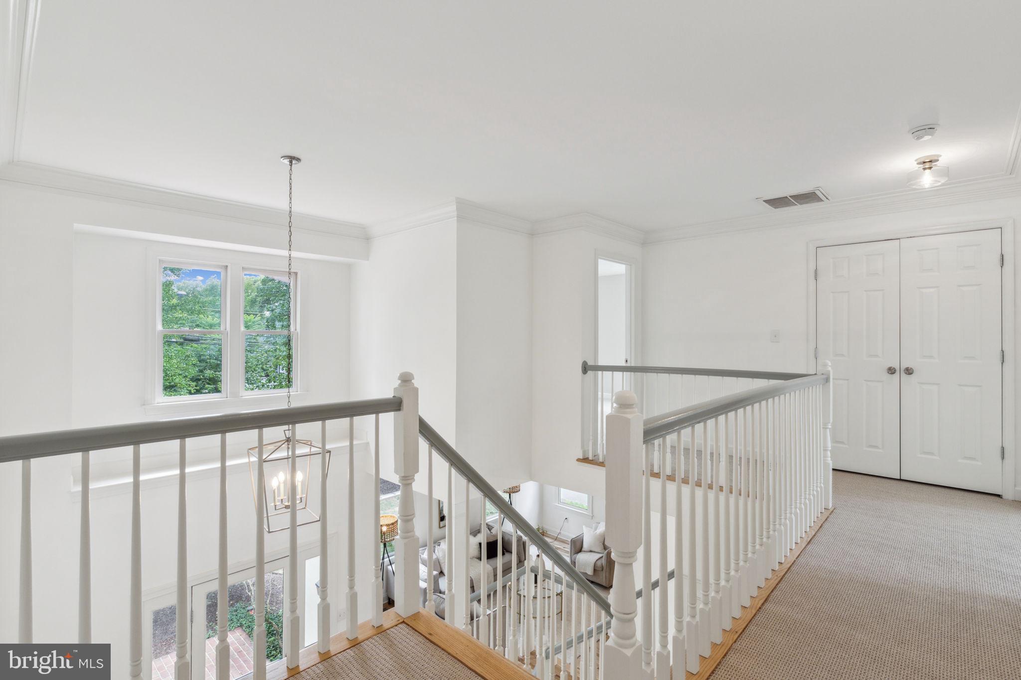 301 Anderson Ave