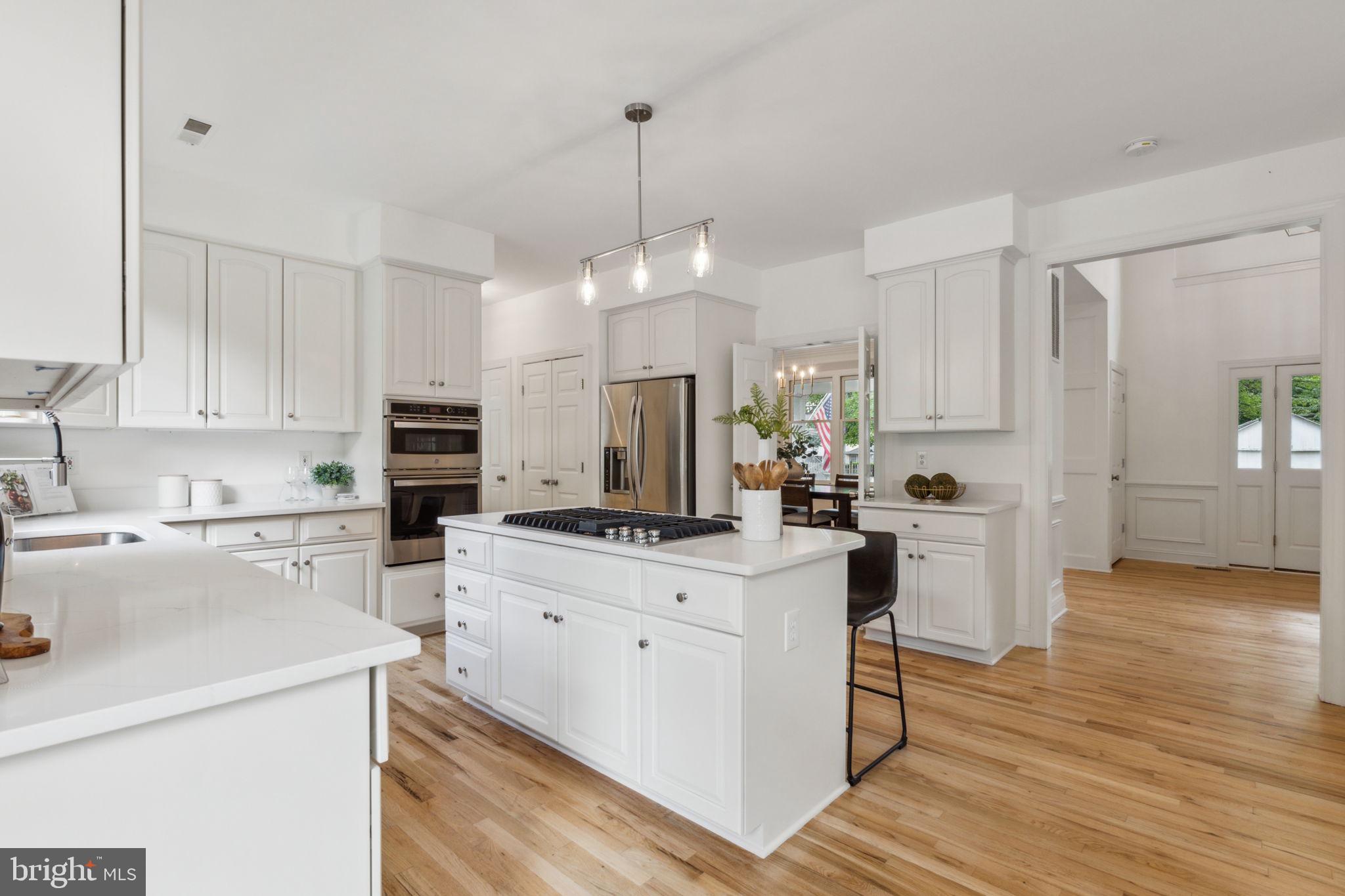 301 Anderson Ave