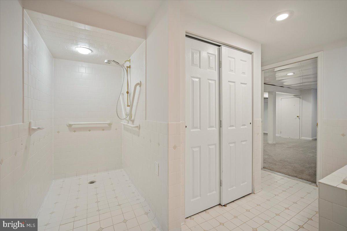 10632 Seneca Spring Way