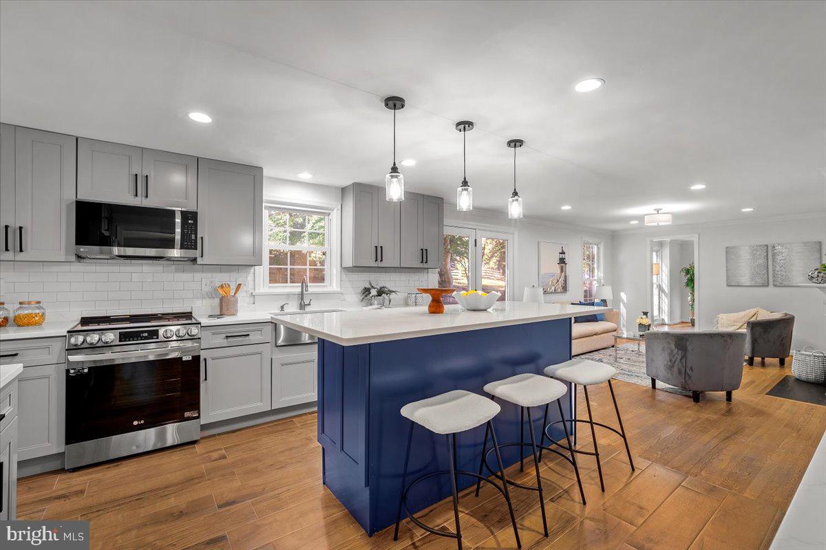 10632 Seneca Spring Way