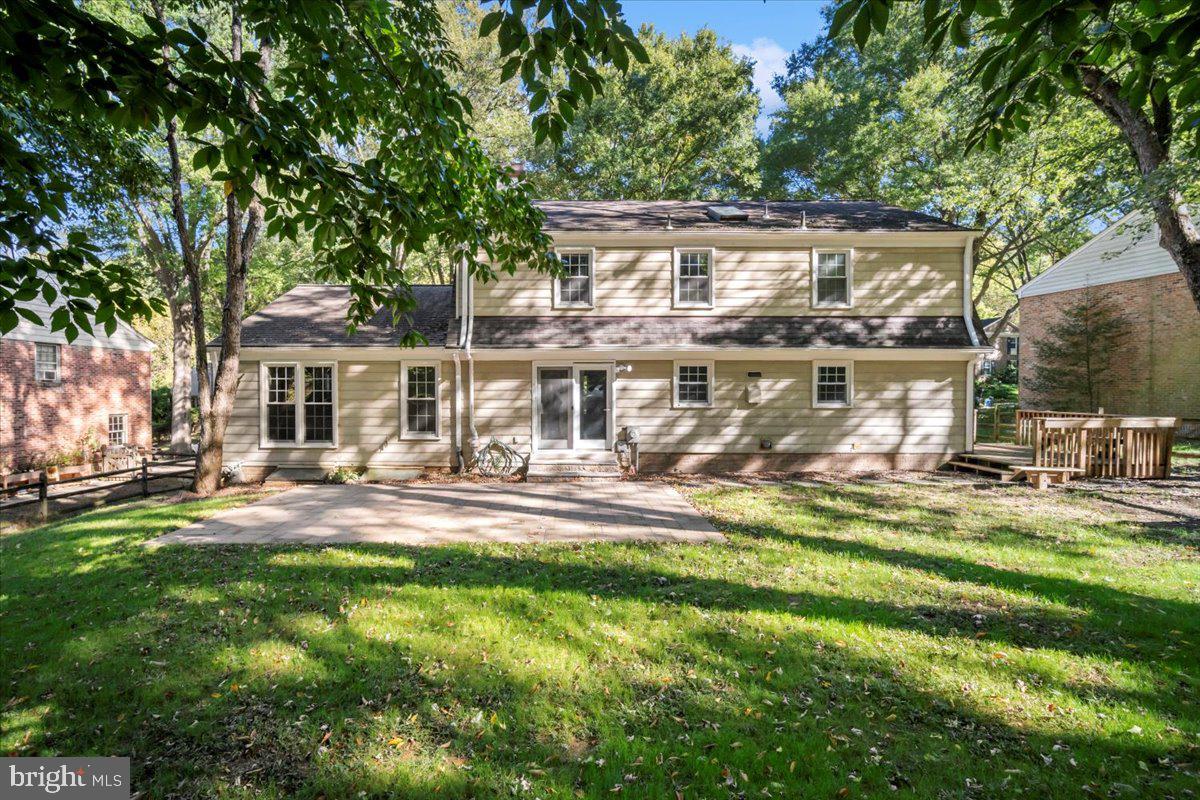 10632 Seneca Spring Way