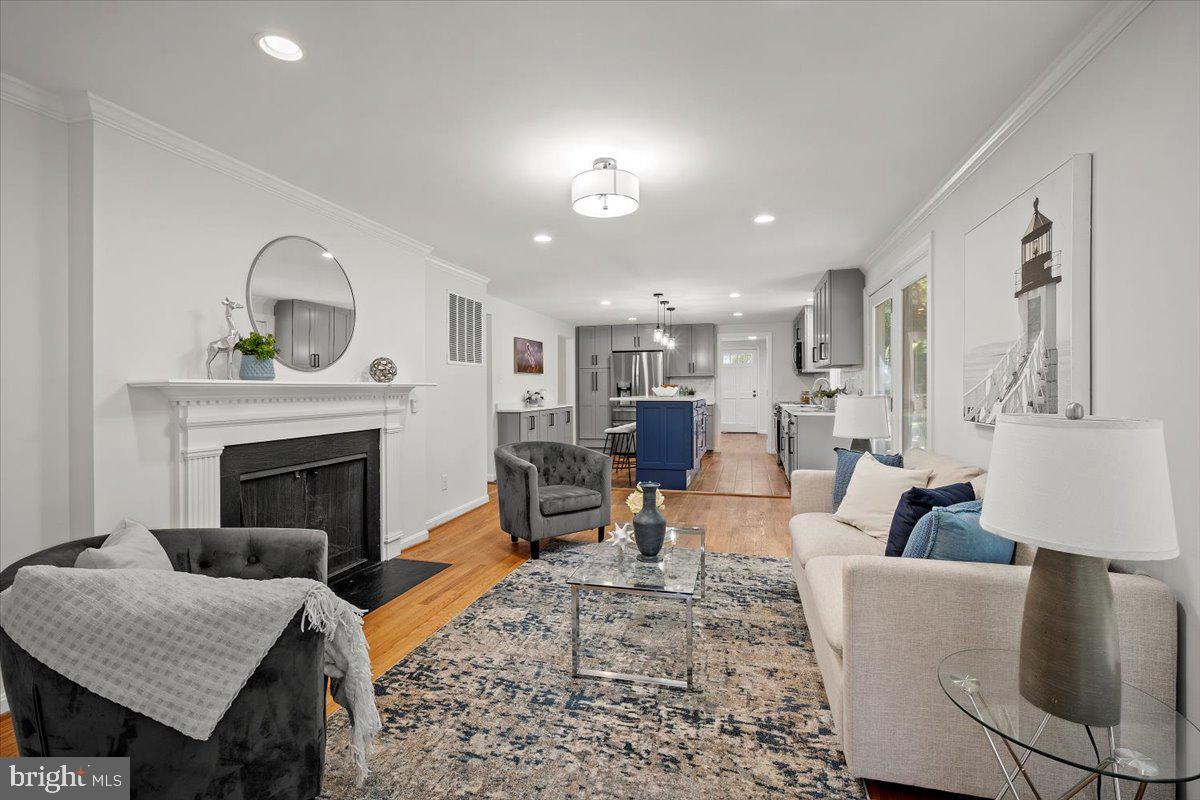 10632 Seneca Spring Way