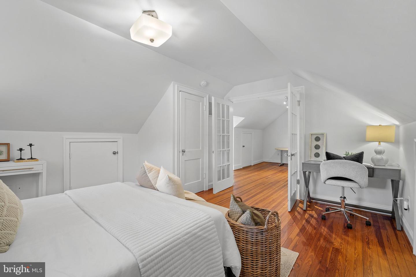 4619 Langdrum Ln