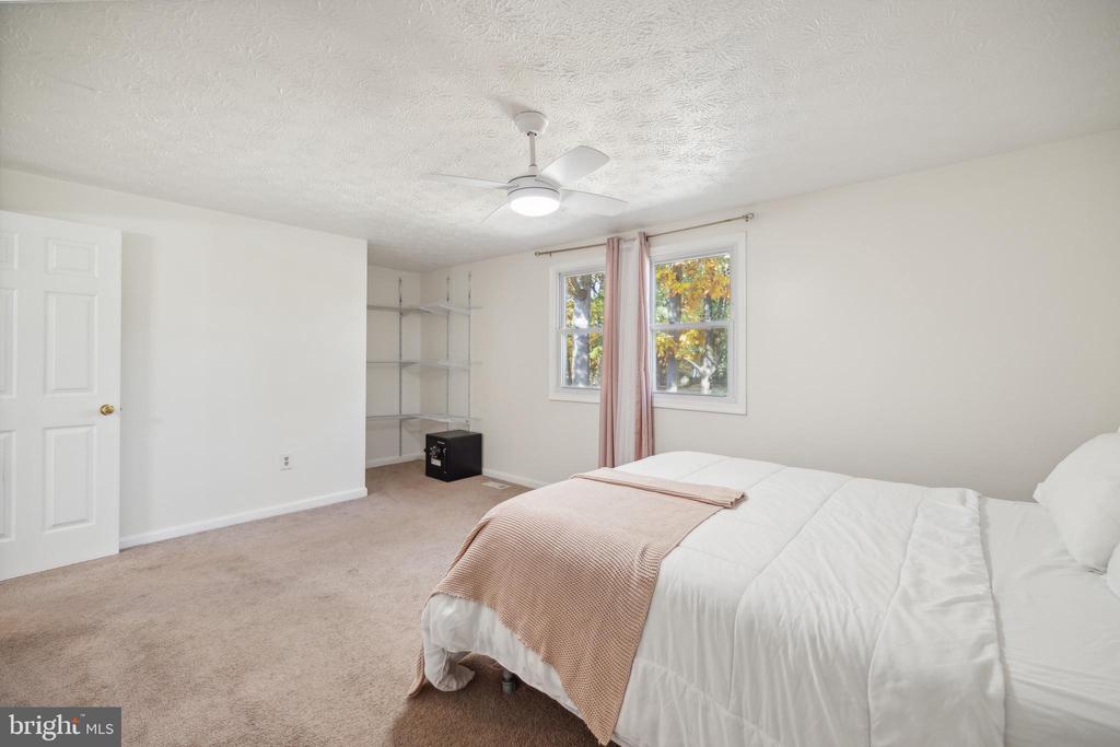 1203 Elm Grove Cir
