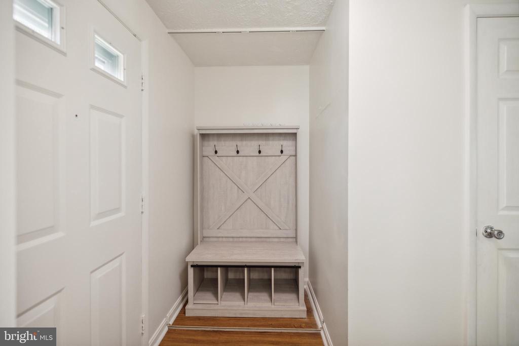 1203 Elm Grove Cir