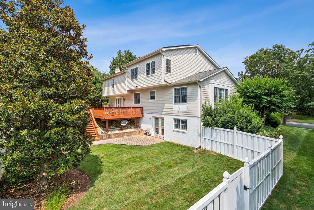 1525 W KERSEY LANE