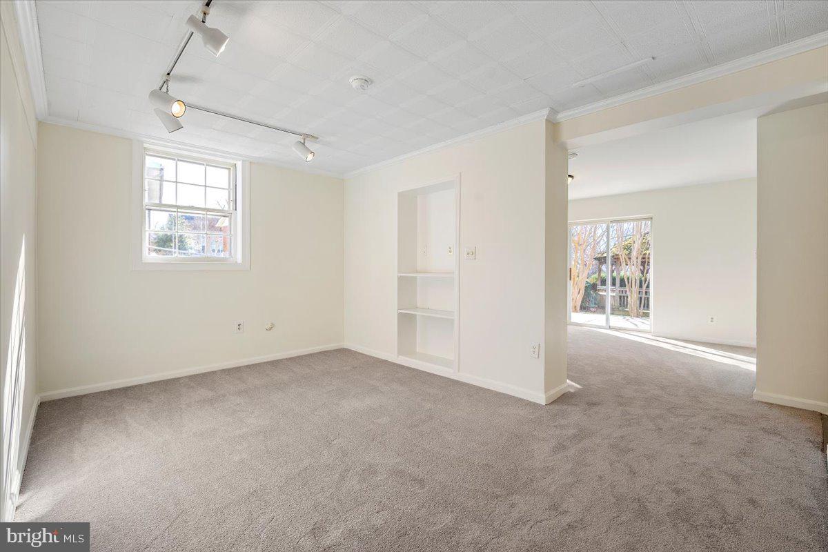 11002 Newport Mill Rd