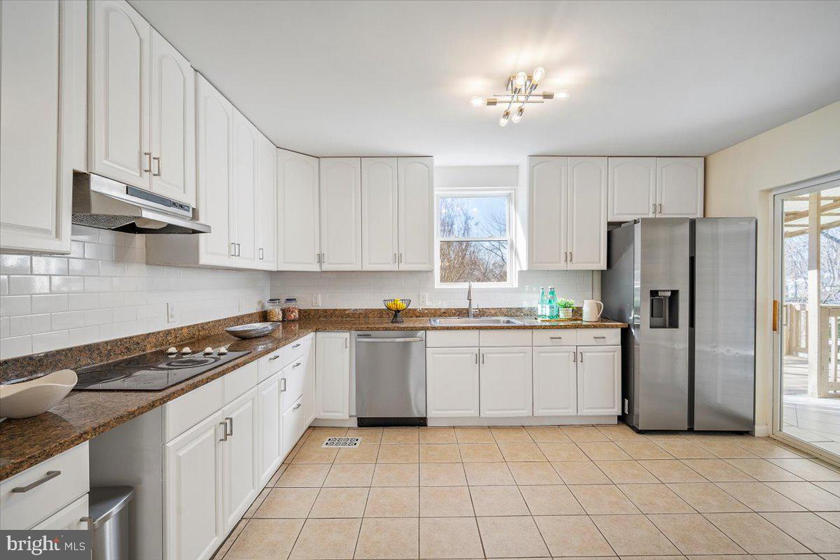 11002 Newport Mill Rd