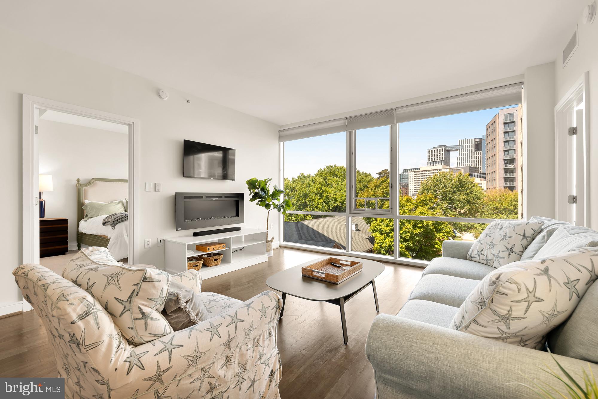 6820 Wisconsin #3010