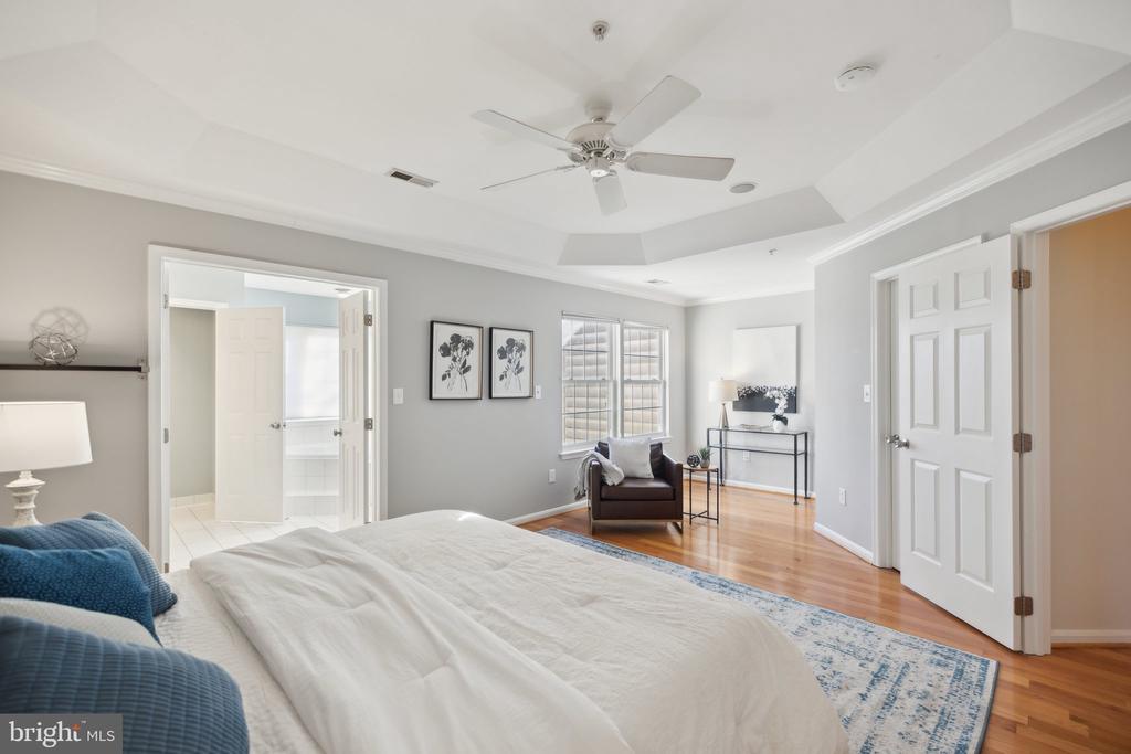 4 Waddington Ln