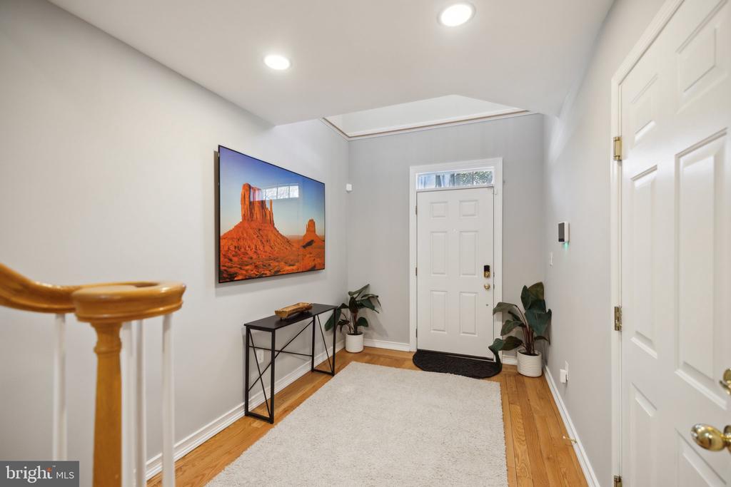 4 Waddington Ln