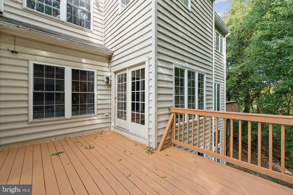 4 Waddington Ln