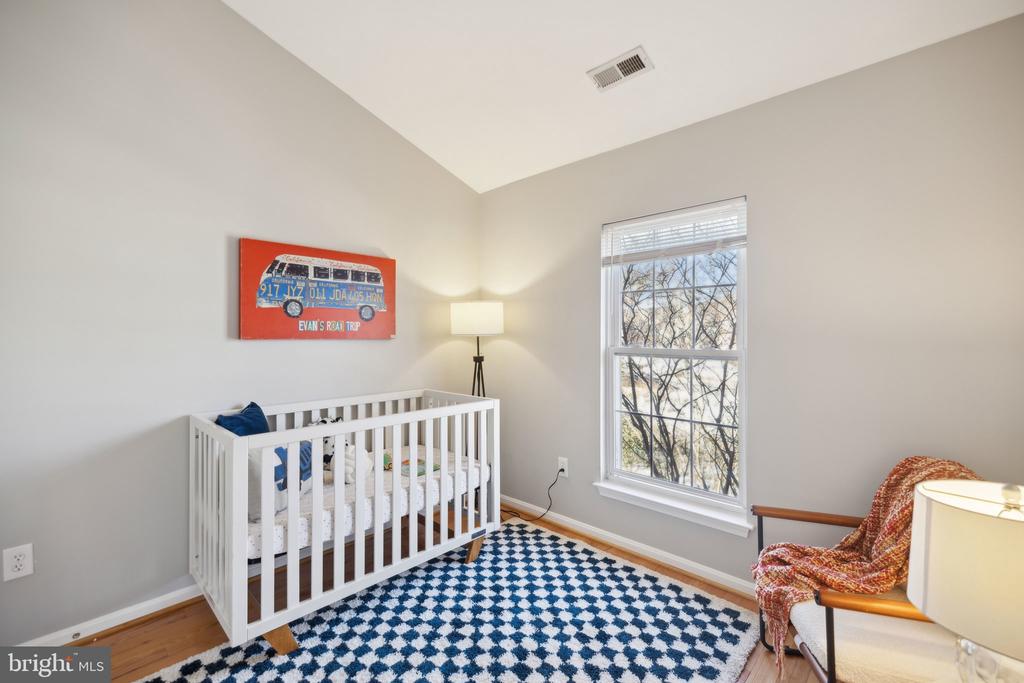 4 Waddington Ln
