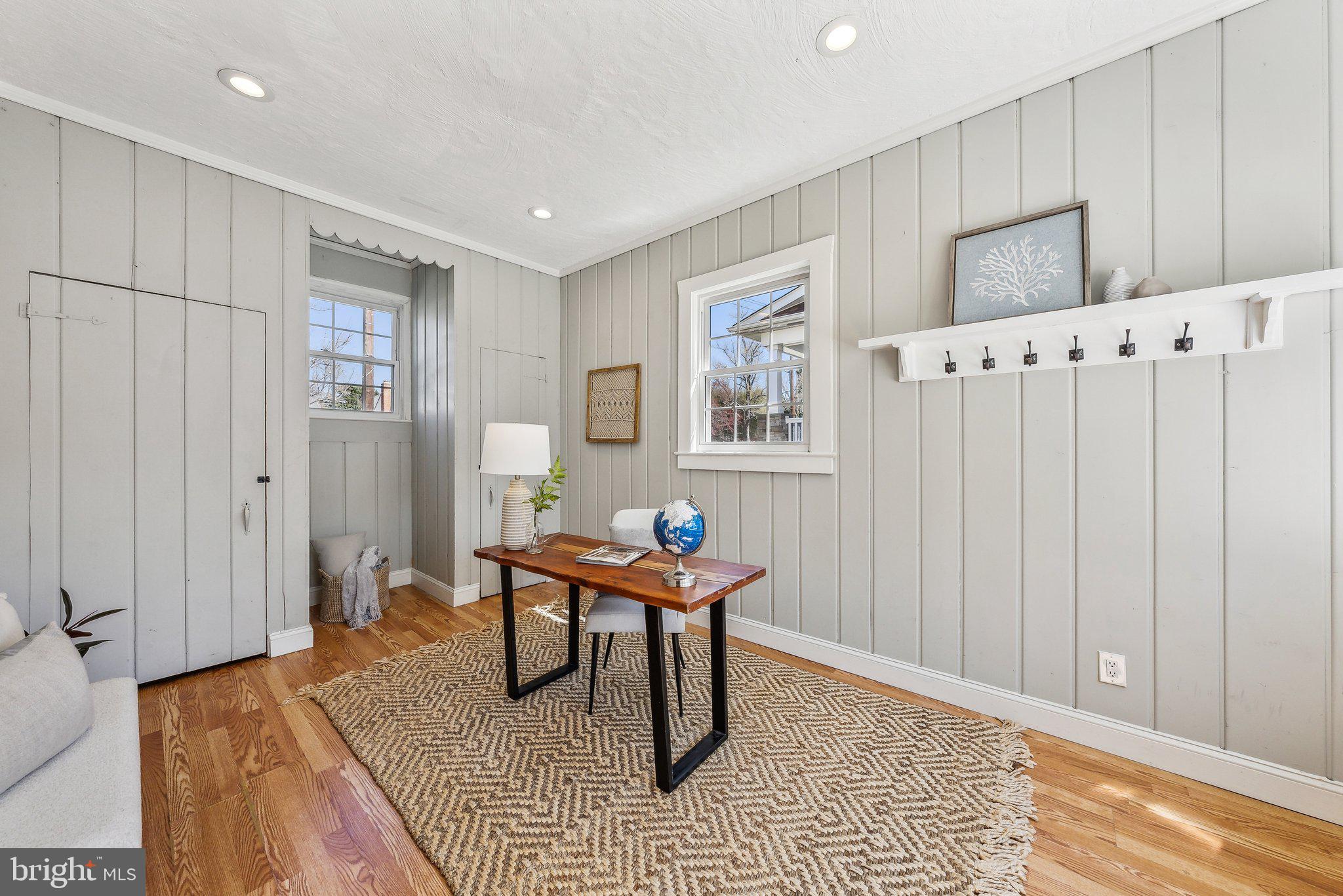 544 W Montgomery Ave