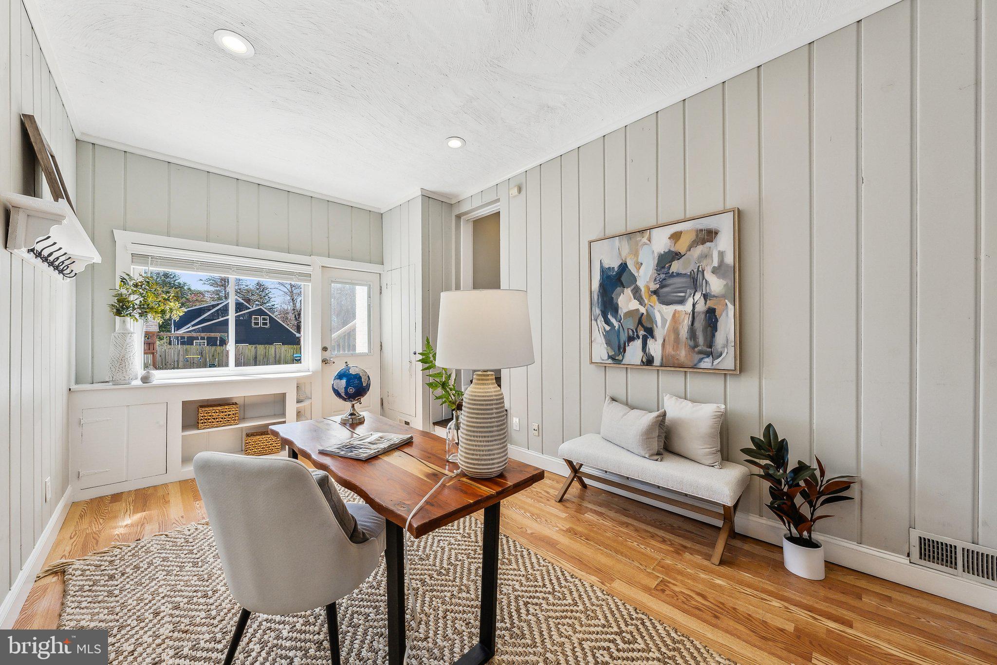 544 W Montgomery Ave