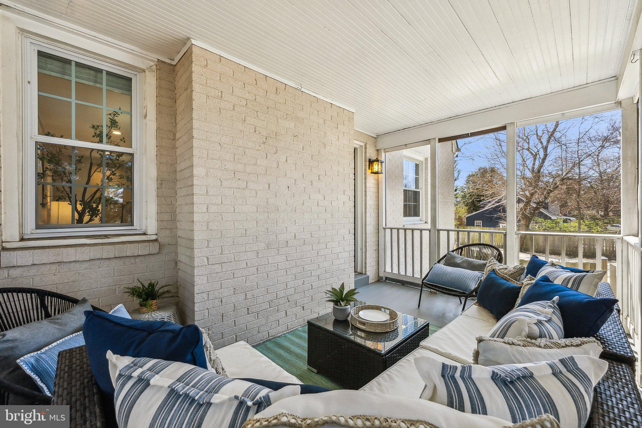 544 W Montgomery Ave