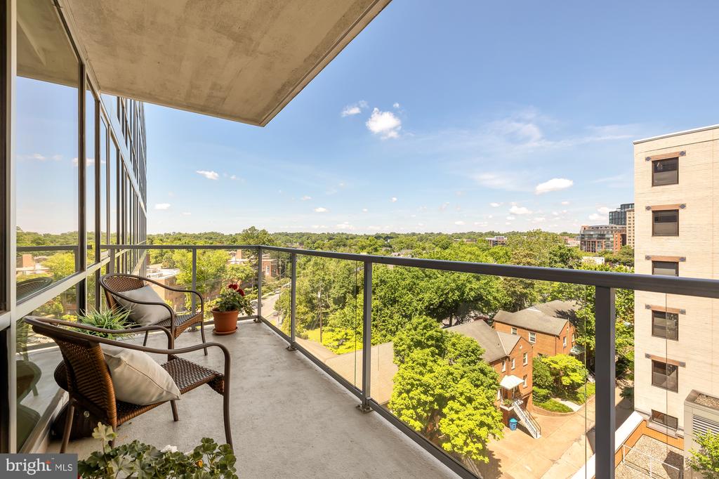 6820 Wisconsin Ave #6009