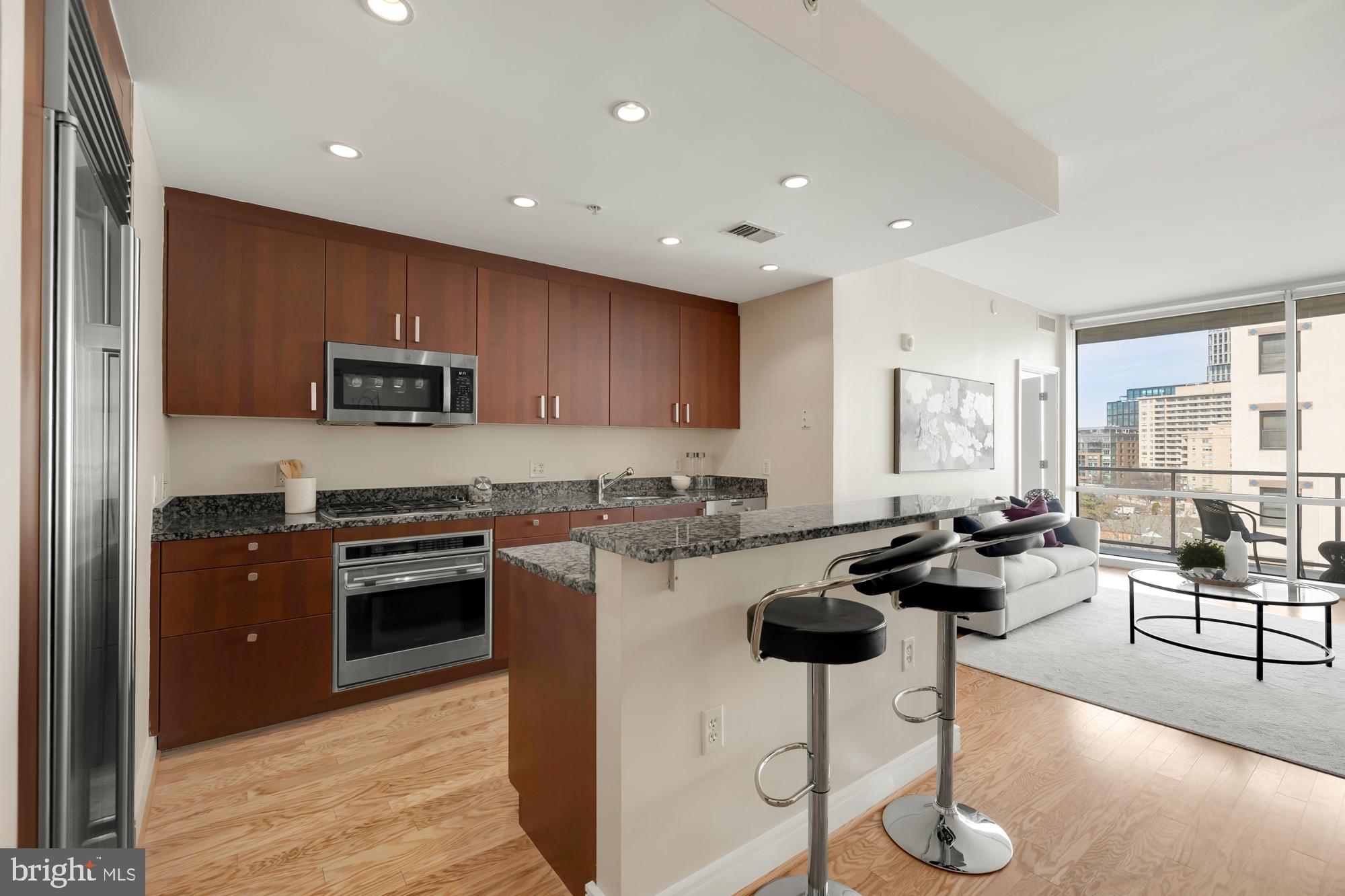 6820 Wisconsin Ave #6009