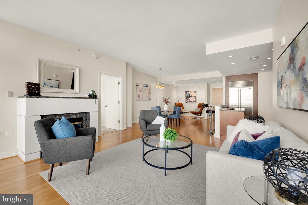 6820 Wisconsin Ave #6009