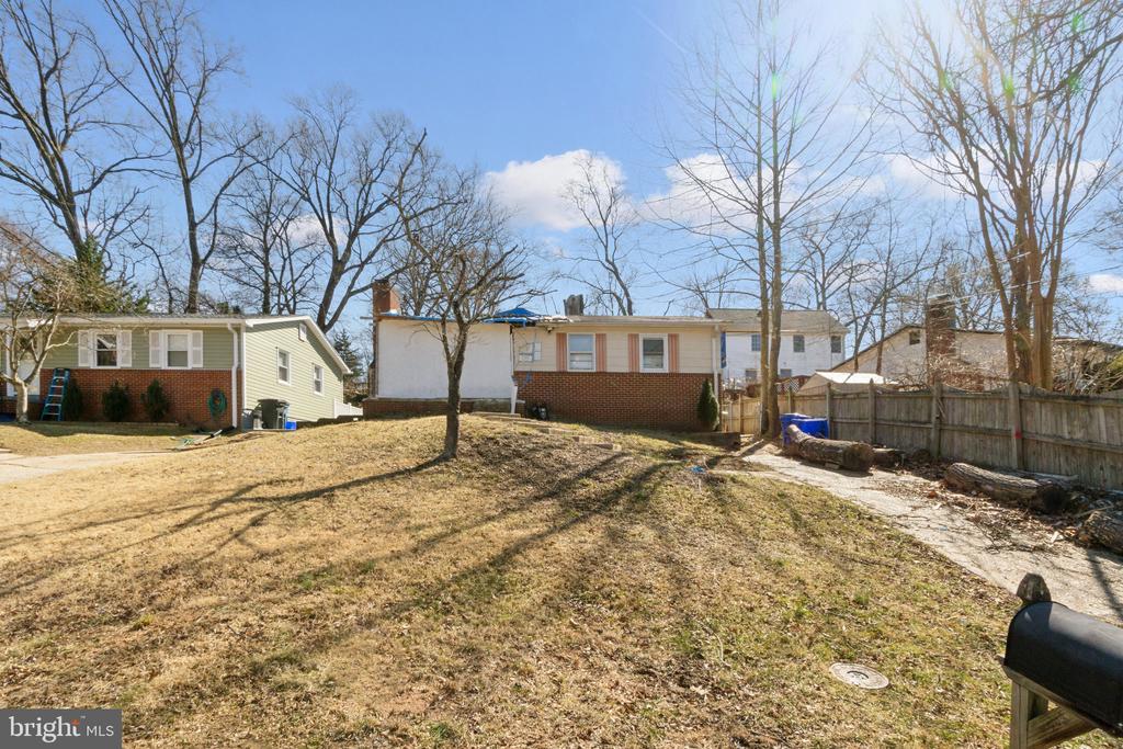 803 Johnson Ave
