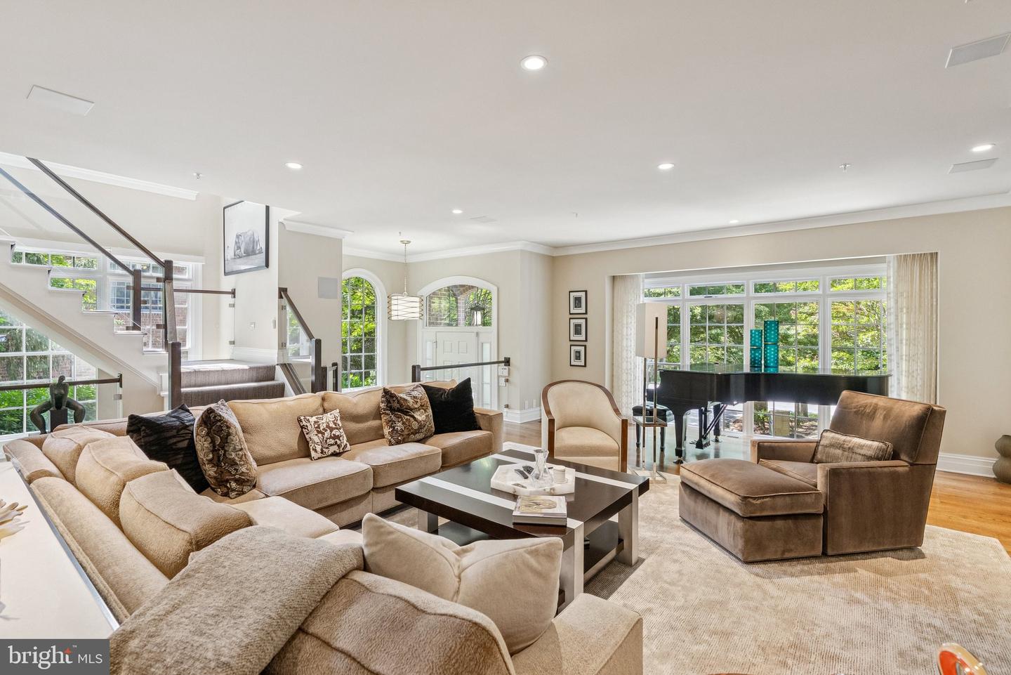 7301 Bannockburn Ridge Ct