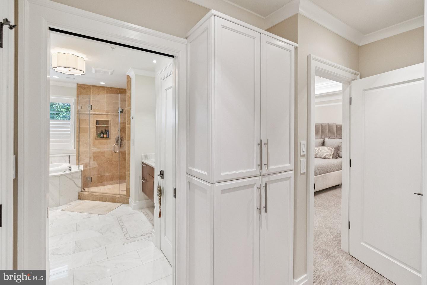 7301 Bannockburn Ridge Ct