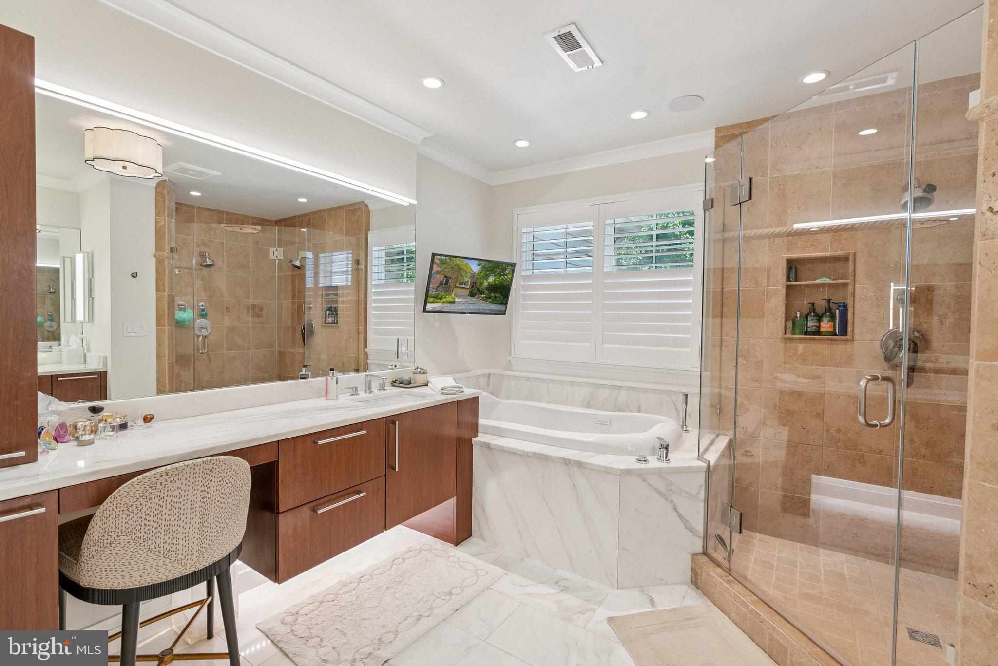 7301 Bannockburn Ridge Ct