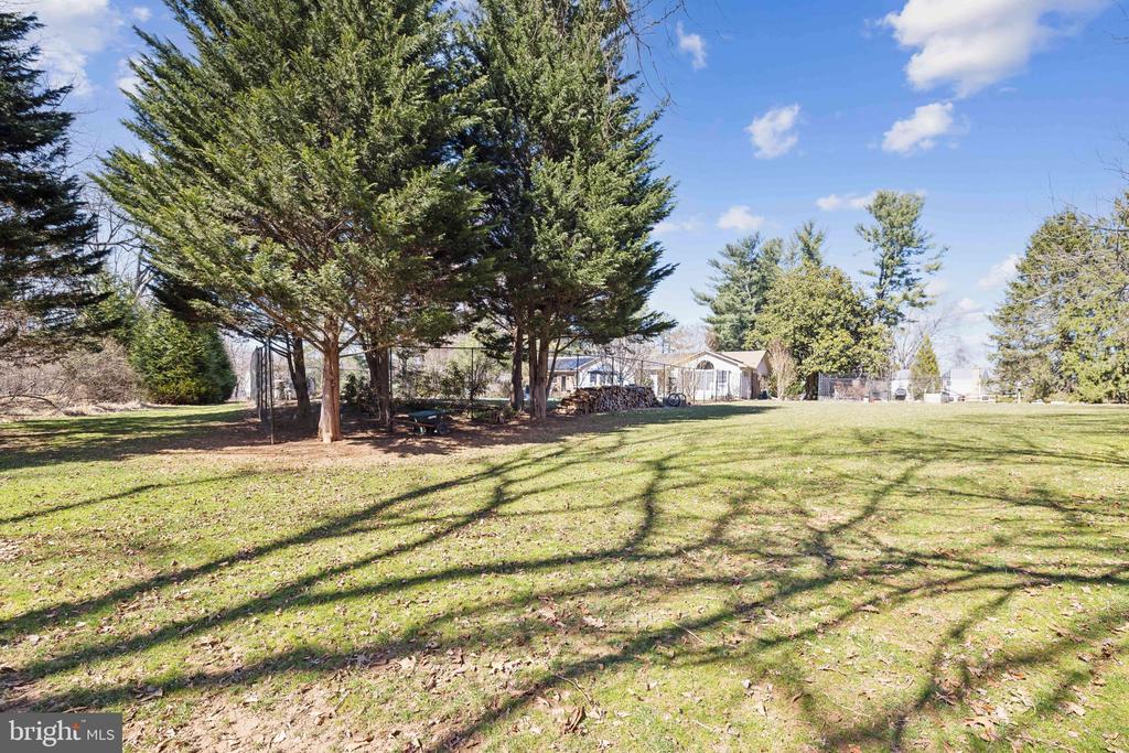 8536 Plum Creek Dr
