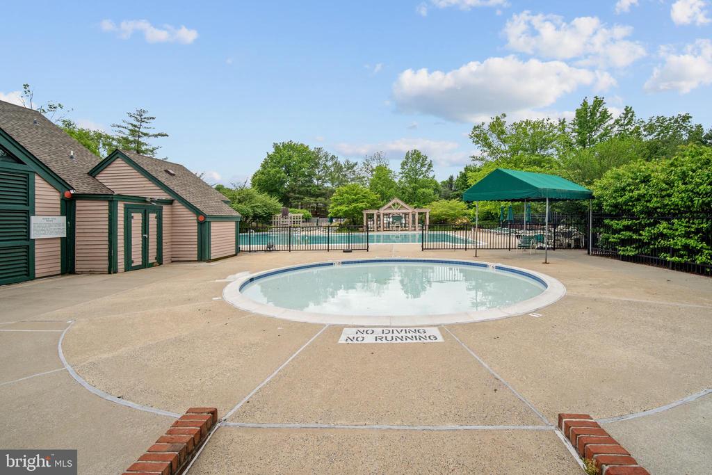 5800 Inman Park #410