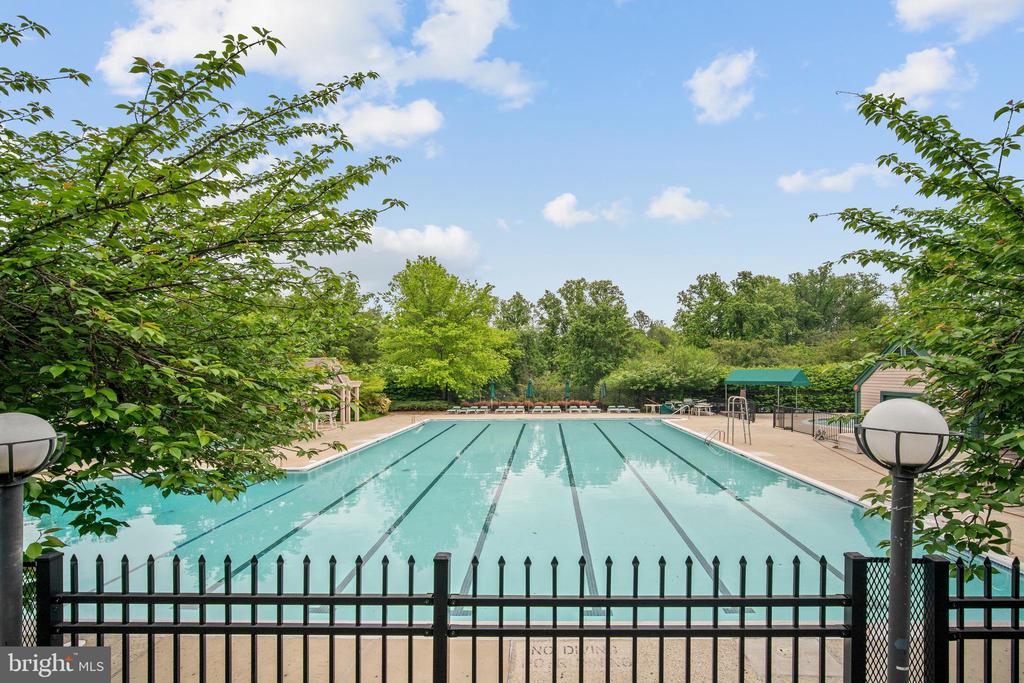 5800 Inman Park #410