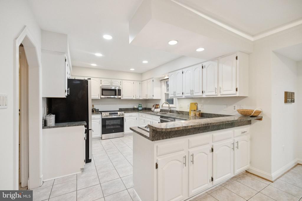 12204 GALESVILLE DRIVE