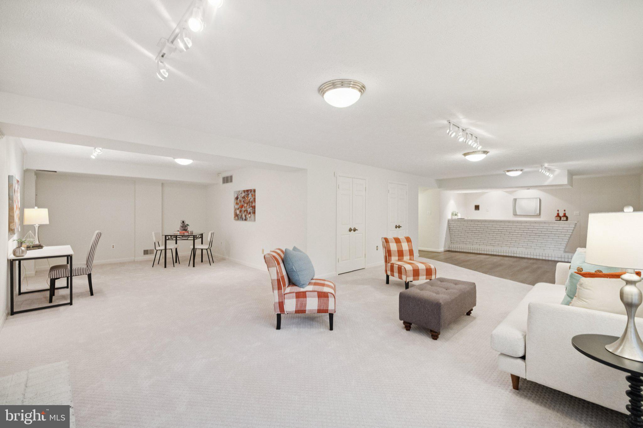 12204 GALESVILLE DRIVE