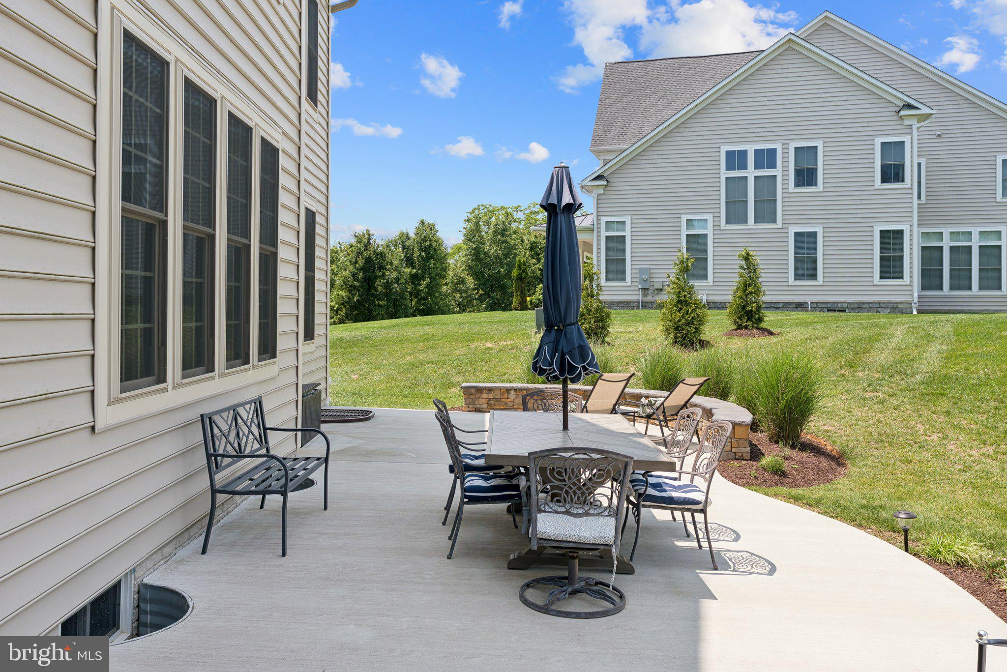 237 BARBERRY LANE