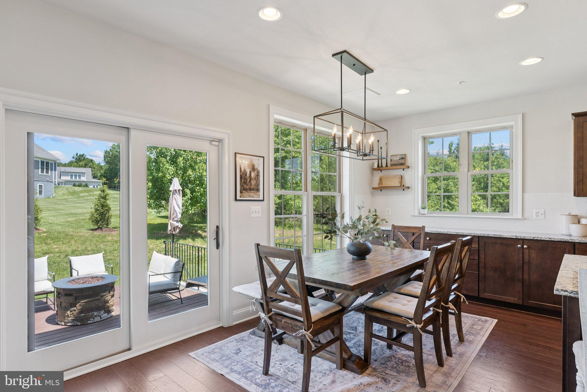 237 BARBERRY LANE