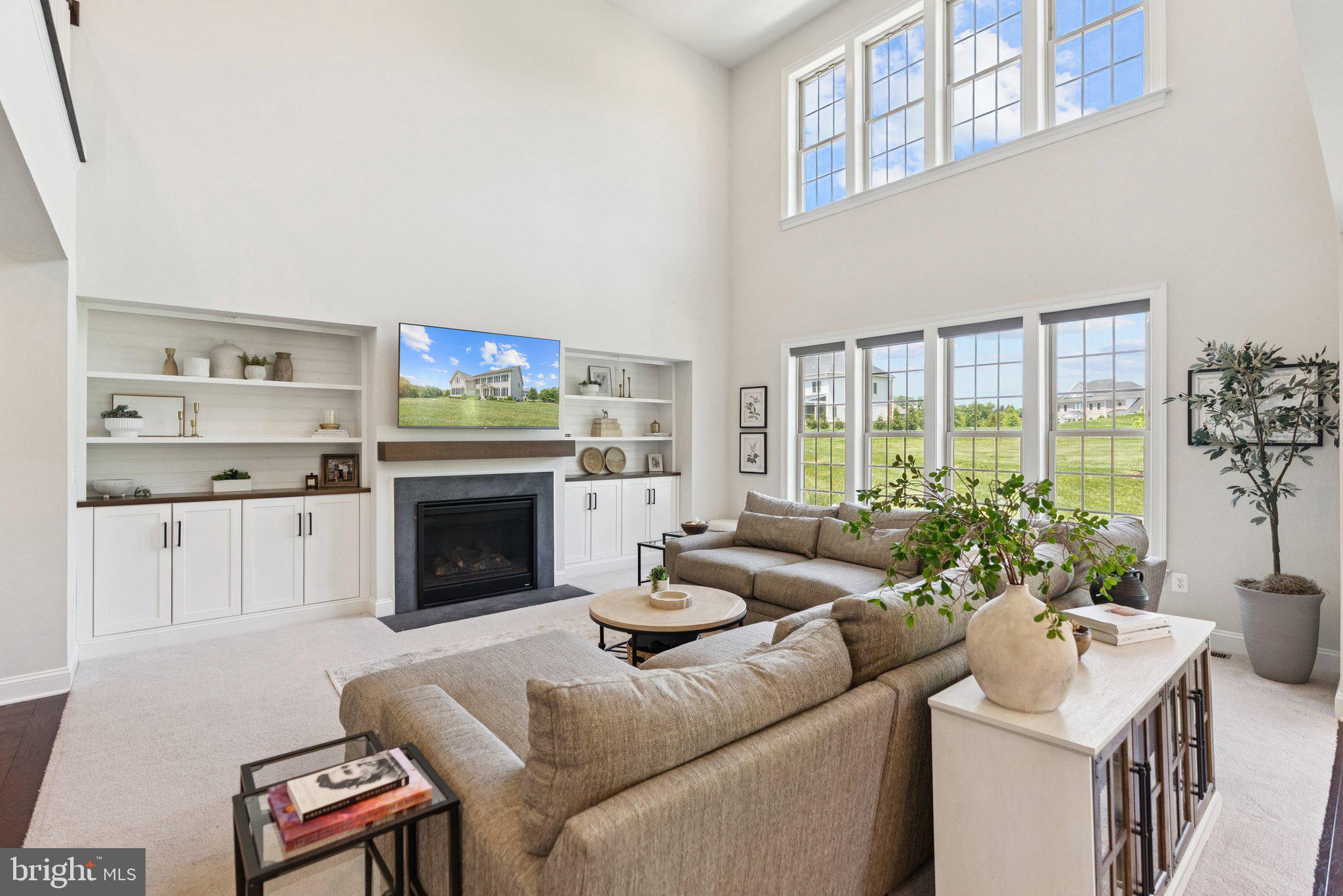 237 BARBERRY LANE