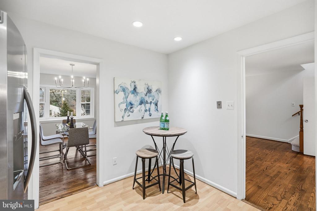 639 AZALEA DRIVE